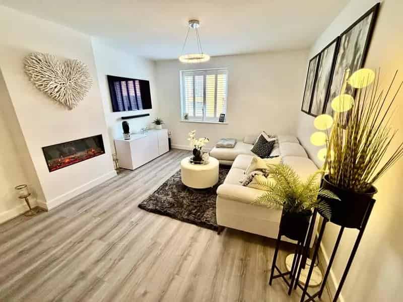 1 Bedroom Apartment for Sale Birmingham EWS1 Approved Chain Free