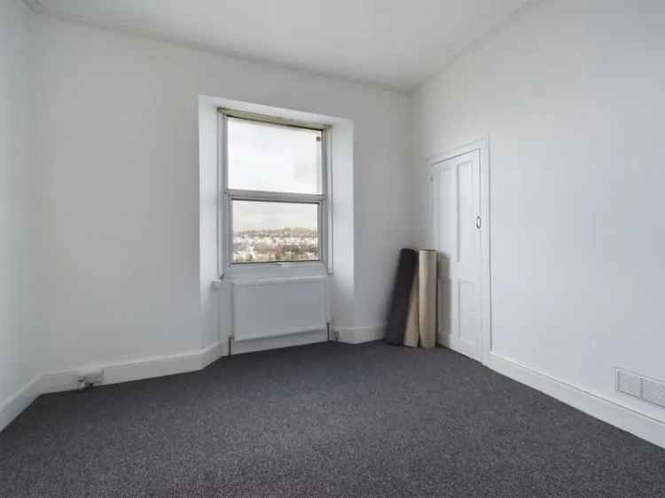 1 Bedroom Flat for Sale Central Location Refurbished