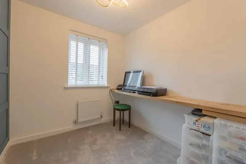 5 Bed Detached House for Sale in Stourbridge
