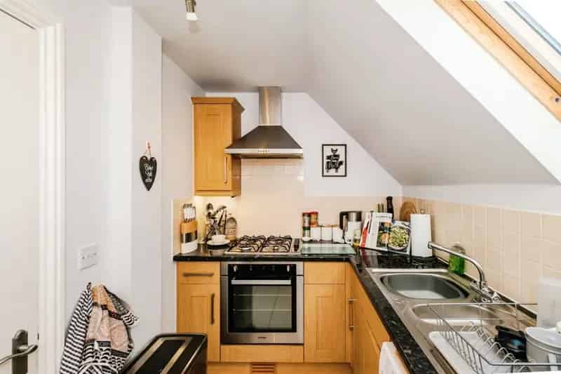 2 Double Bedroom Apartment Near West Worthing Station