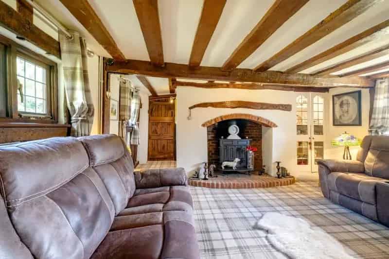 3 Bedroom Detached Grade II Listed Cottage Wortham