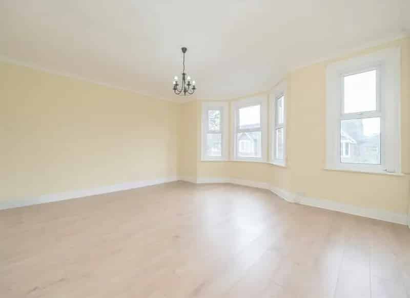 Two Double Bedroom Apartment Near Ealing Broadway