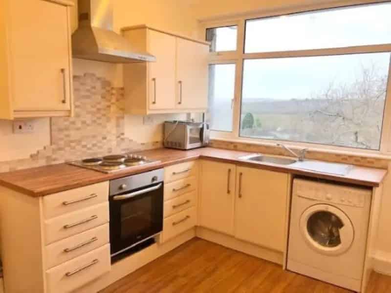 2 bedroom flat