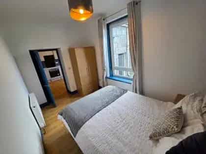 1 Bedroom Flat 63m² Aberdeen Furnished Top Floor