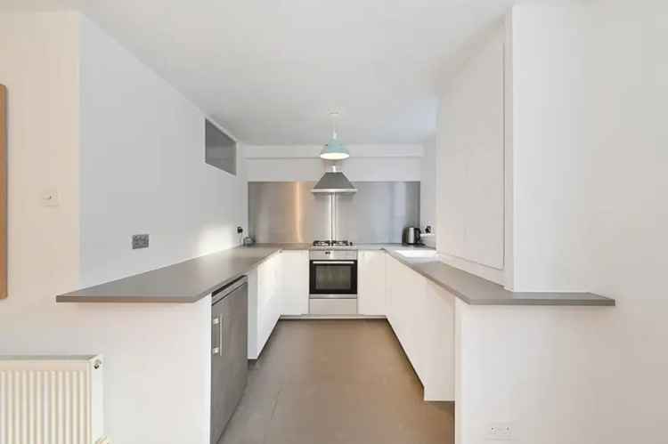 2 Bedroom Apartment House to Rent in Central Location