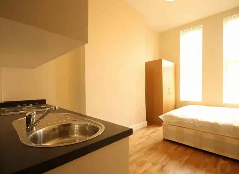 Fulham Broadway Studio Flat Near Transport Links