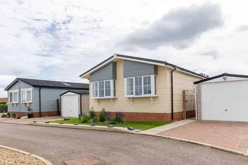 2 Bed Over 55s Park Home in Suffolk
