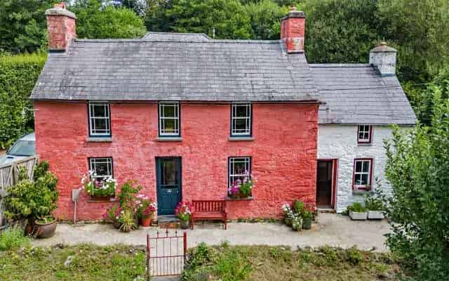 Brithdir Estate: 3 Cottages, Lake, Barns & Outbuildings in West Wales