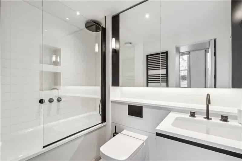 2 Bedroom Apartment South Kensington High Standard Terrace