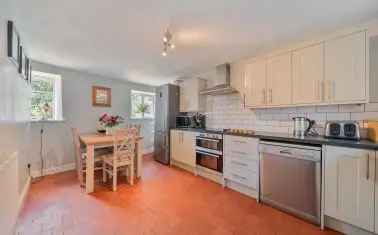 House For Sale in Taunton, England