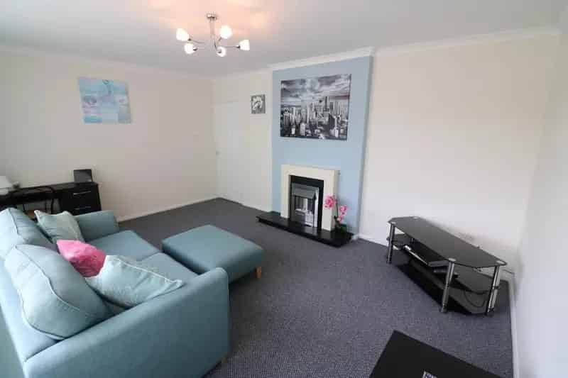 2 bedroom apartment to rent
