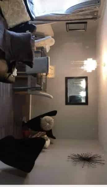 2 Big Bedrooms House with Private Garden