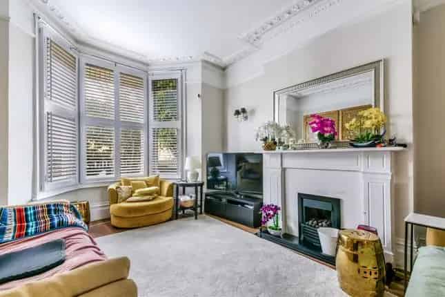 Six Bedroom House for Sale in Wimbledon SW19