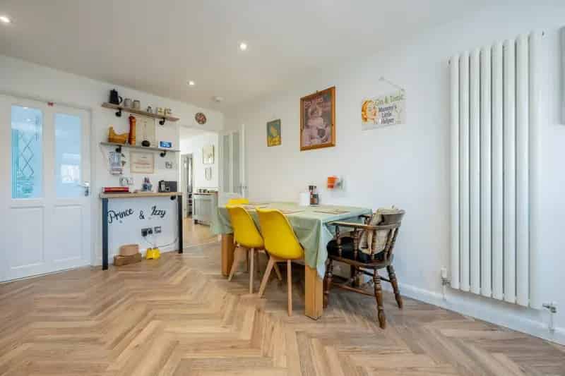 5 Bedroom Detached House for Sale Guyhirn