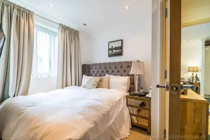 One Bedroom Apartment near Tulse Hill Station