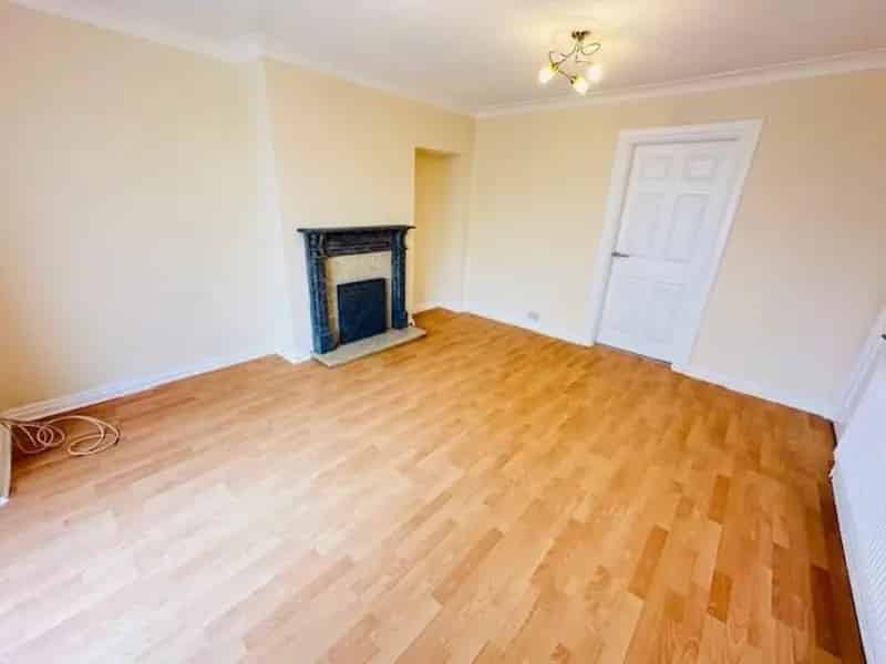 3 bedroom House
 To Let