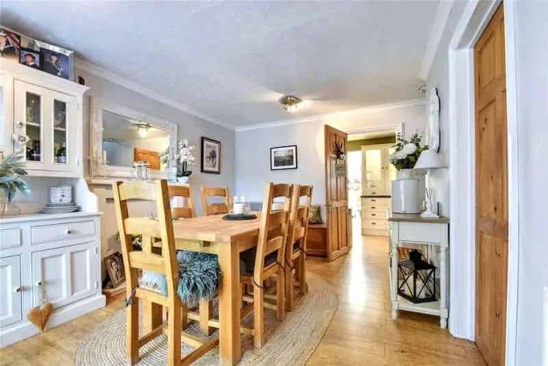 3 Bed Semi-Detached House for Sale Droitwich Spa