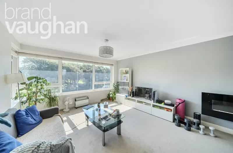 2 Double Bed Furnished Apartment Brighton Marina August 4th