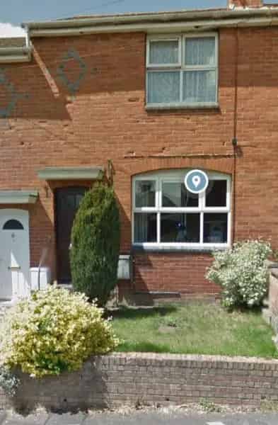 1 Bed House Near Town Doctors School Aldi Farmfoods
