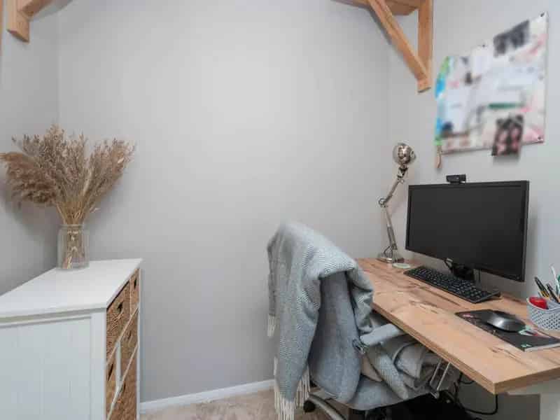 1 Bedroom Flat to Rent in Morningside