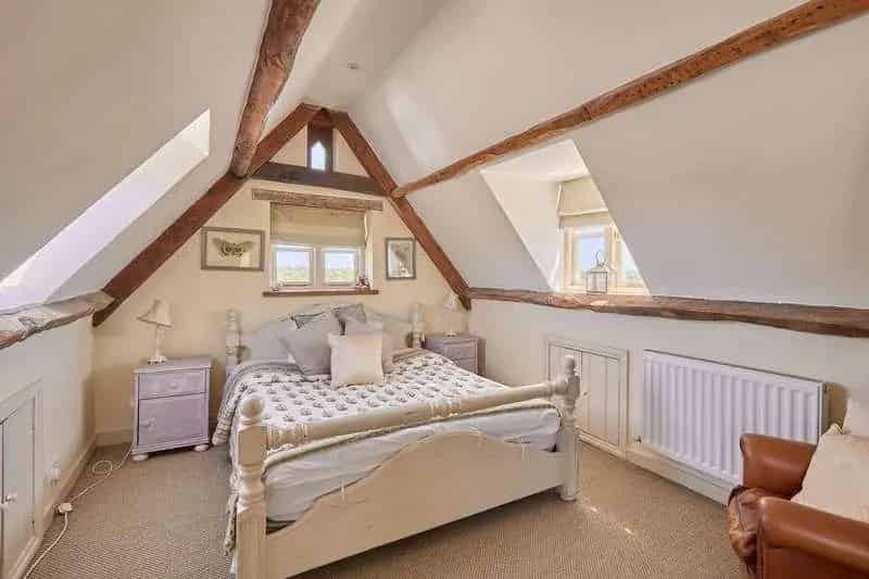 4 Bed Period House for Sale near Blenheim Estate