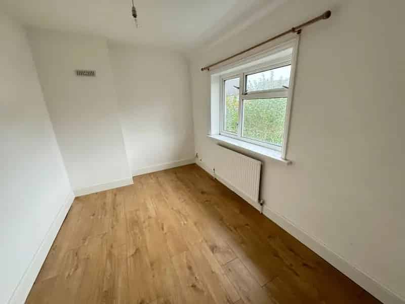 3 Bedroom Semi Detached House To Let