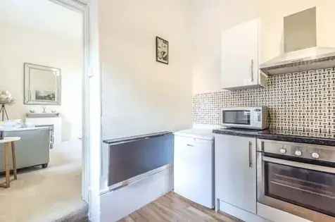 1 Room Flat 61 m² London Putney Studio Apartment Private Garden