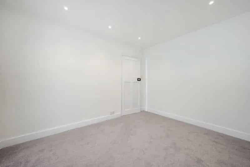 3 Bed Semi-Detached House for Sale