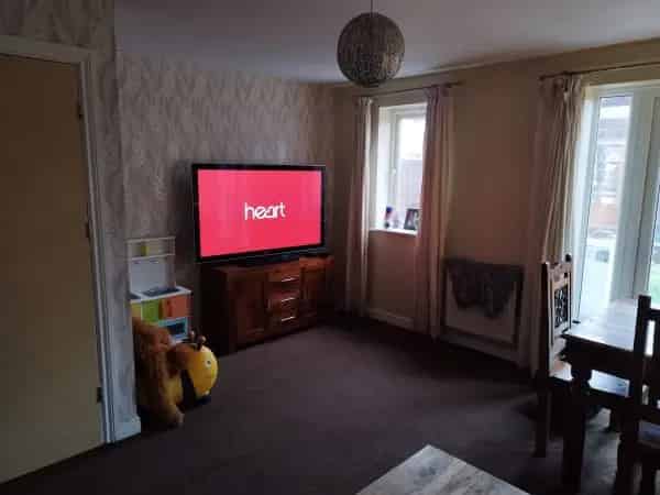 Semi Detached House Near Amenities Good Schools