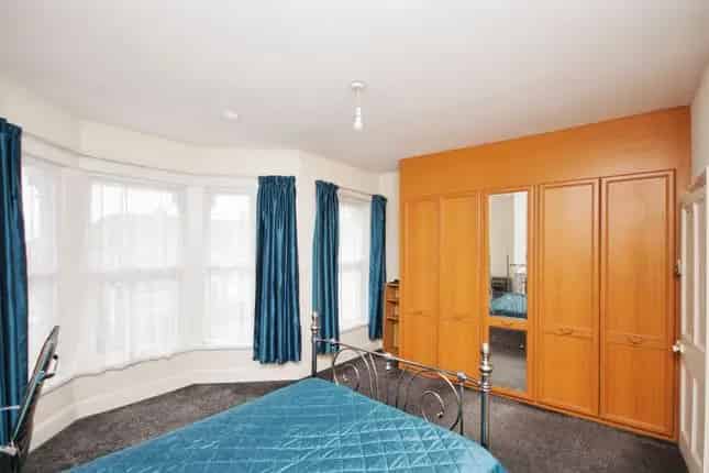 3-Bedroom Victorian Terrace House Kingswood Bristol For Sale