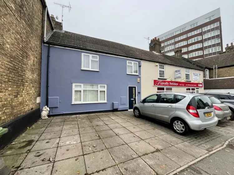 3 bedroom terraced house to rent