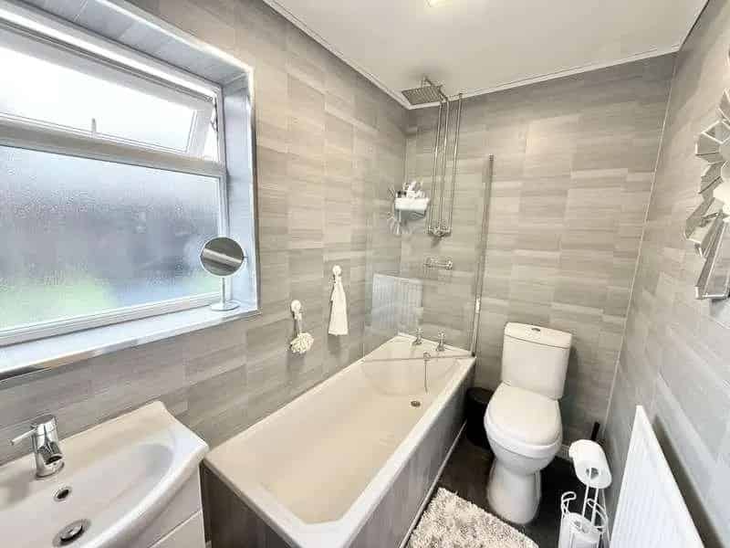 2 Bed Semi-Detached Bungalow for Sale Lakeside Village