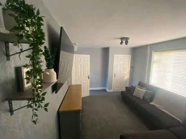 House For Rent in Staffordshire Moorlands, England