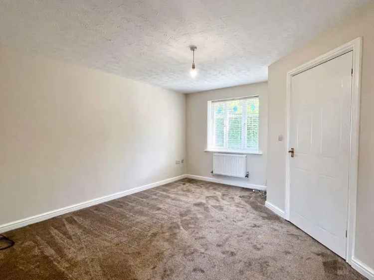 3 Bed Link Detached House for Sale Near Schools