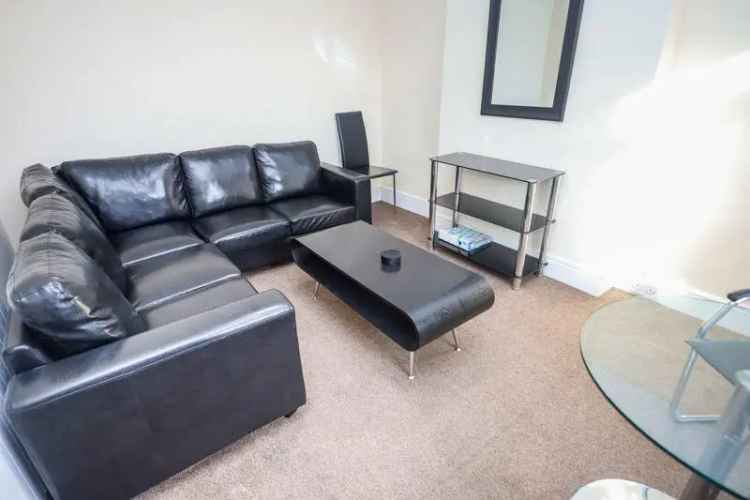 5 Bedroom Detached Student House Bournemouth