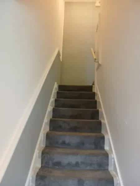2 Bedroom Terrace House with Garden Parking Near London