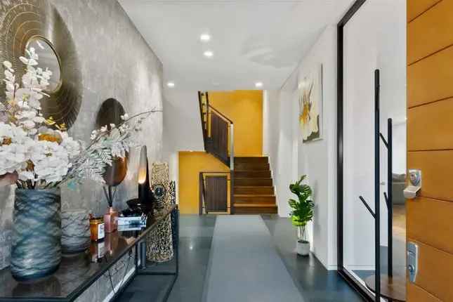 8900 sq ft 5-6 Bed House Hampstead Modern Luxury Family Home