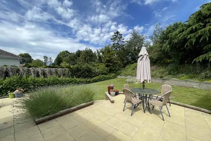 4 Bedroom Chalet Bungalow Thurston Detached Garage Annex Potential