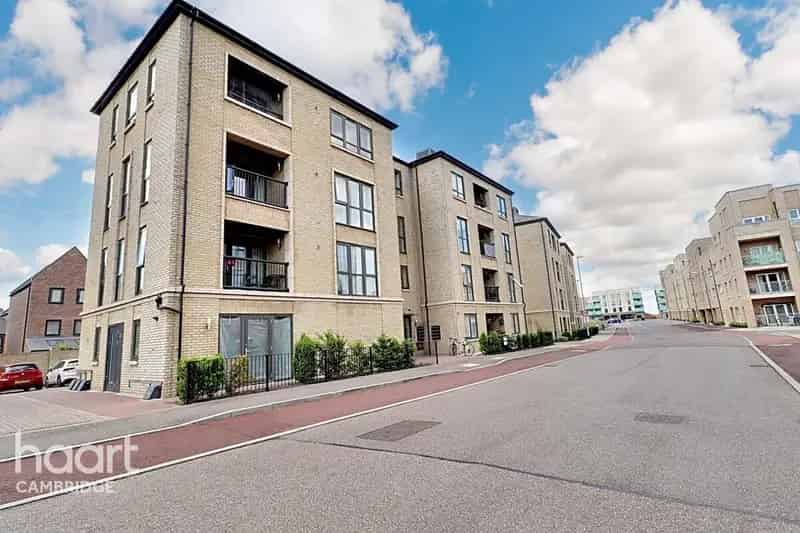 2 Bedroom Apartment for Sale - No Sale No Fee