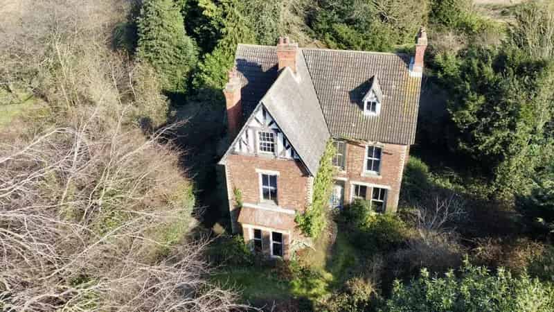 5 Bedroom Edwardian House for Sale - Renovation Project