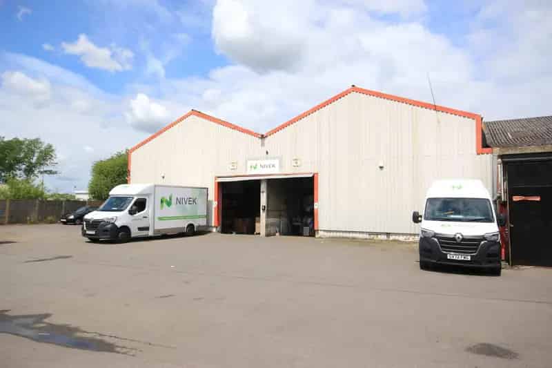 Warehouse Units To Let in Woodfalls