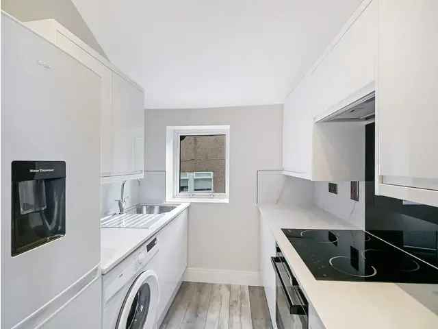3 Bedroom End Terraced House For Sale