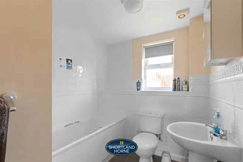 2 Bedroom Apartment Coventry Binley - Modern Apartment for Sale