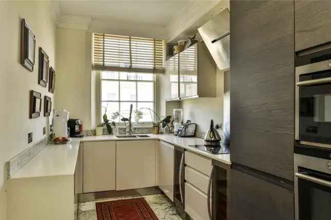 Flat for sale in Palace Gate, London W8