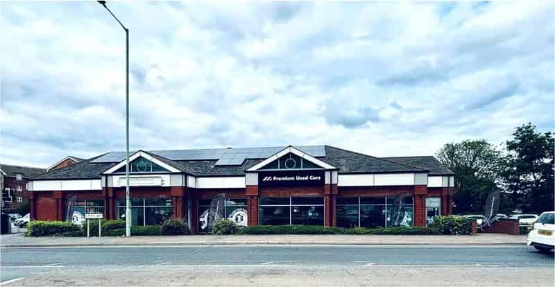 Stowmarket Car Showroom and Workshops To Let