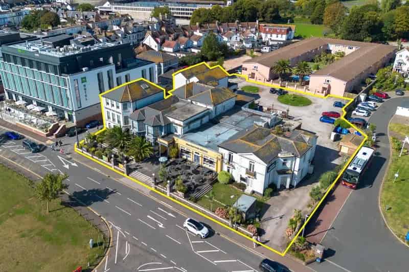 Commercial property For Sale , Antony Crescent, Paignton, England