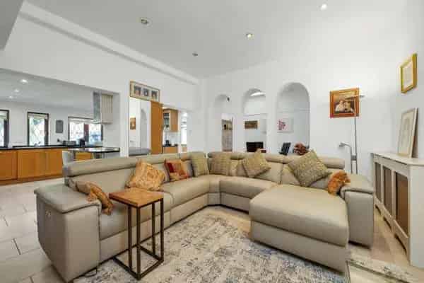 5 Bedroom Period Home for Sale in Weybridge