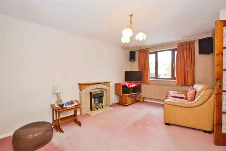3 Bed House with Garage and Garden Shepton Mallet