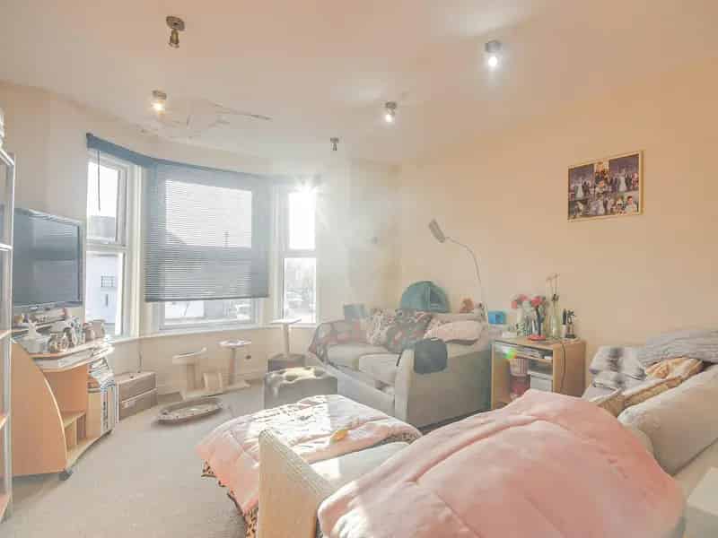 3 Flat Extended Semi Detached House In Gloucester High Rental Income Potential