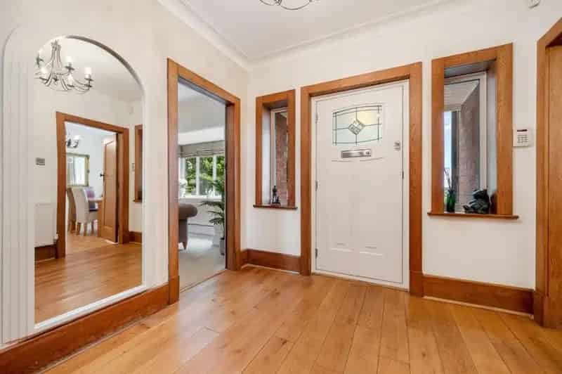 4 Bedroom Detached House for Sale in Bromley Cross
